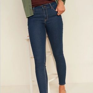 NWT Old Navy Super Skinny Jeans 10 long